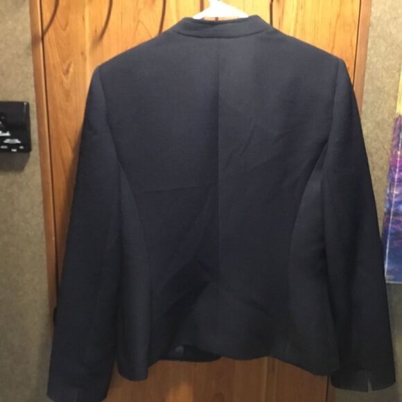 NWOT Tahari Brand Women’s Dress Jacket Size 8 - Picture 6 of 10